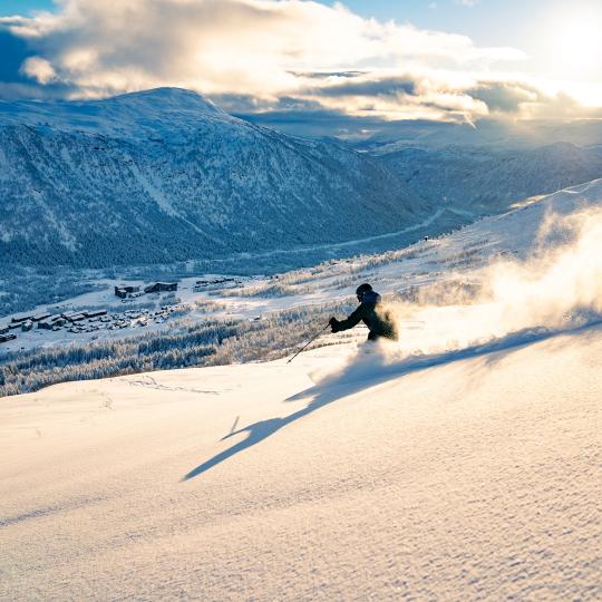 Powder skiing in Myrkdalen 